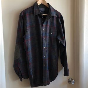 Men’s virgin wool Pendleton button down large
